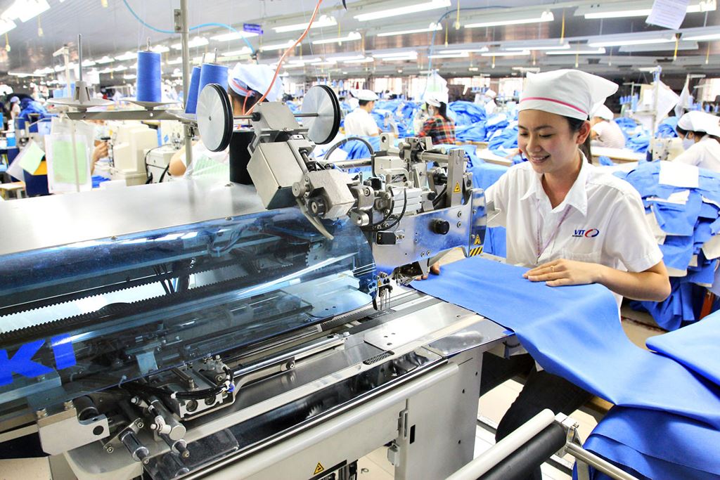 91.9% companies are optimistic about production activities in the last 6 months this year